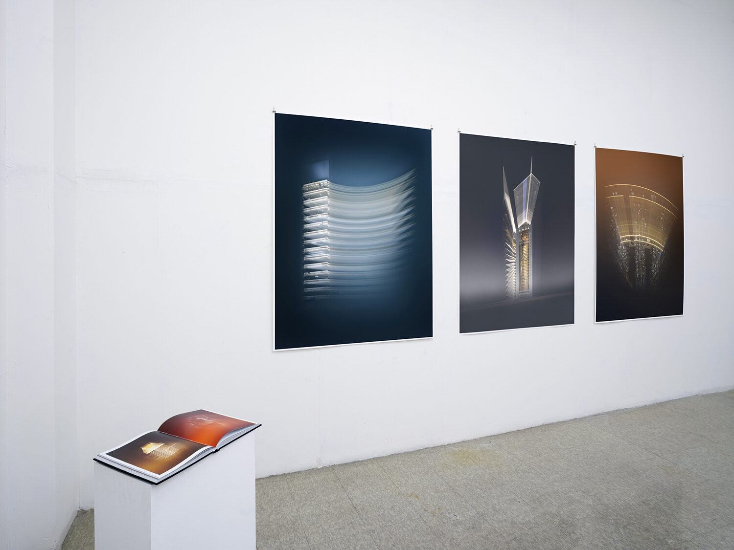 ue d'ensemble des œuvres de Thierry du Bois installées dans la salle d'exposition du MMCA Seoul, Corée du Sud, durant sa résidence du Conseil des arts et des lettres du Québec.